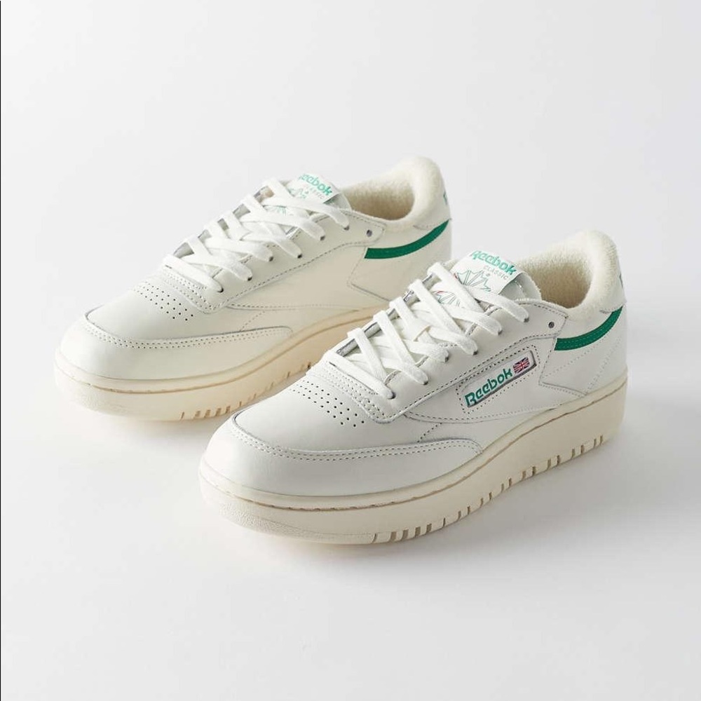 Reebok UO Exclusive Club C Double Sneaker Women Size 7